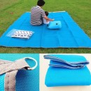 Пляжное покрывало антипесок подстилка Sand-free Mat 150х200 см коврик